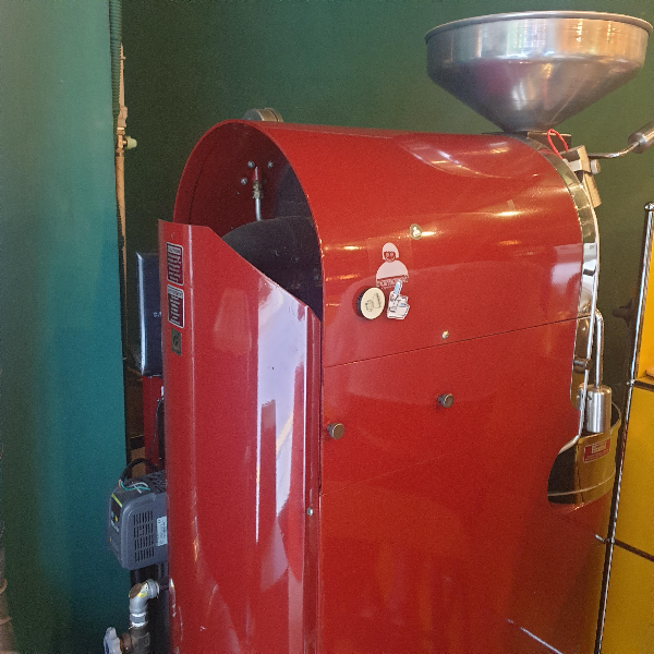 바마셀, 남영역 에스프레소 바에서 즐기는 에스프레소와 샤케라또_빨간 로스터기