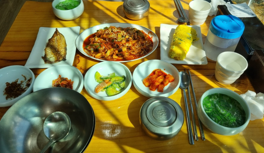 앞들식당