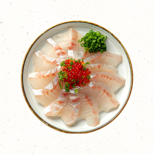 가을 제철 광어 회 한 접시