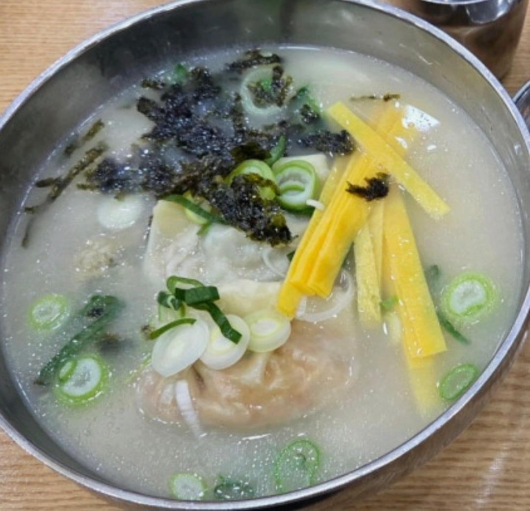 송도 북촌손만두 떡만둣국 고기만두 김치만두 굴림만두