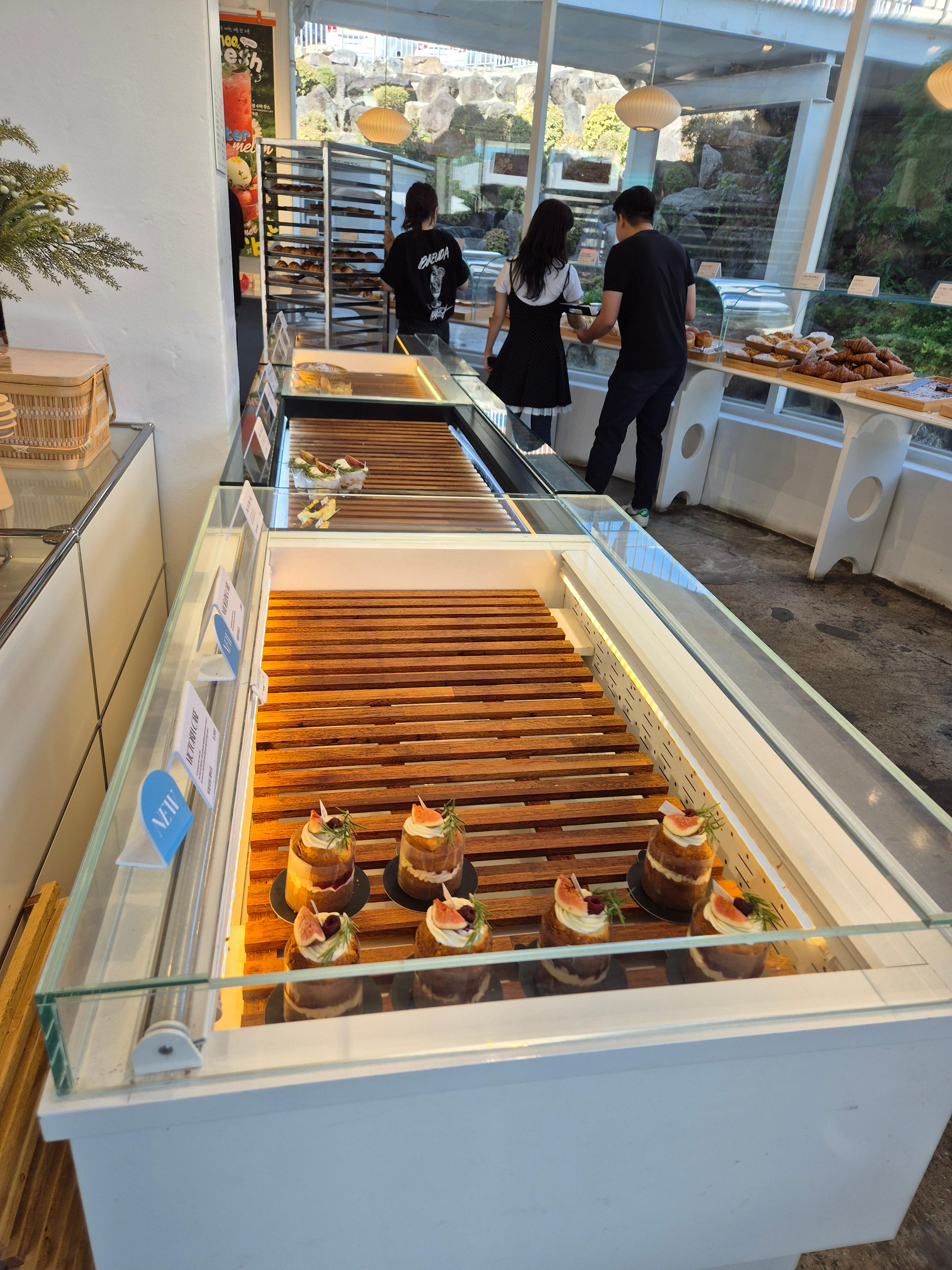 양주 기산저수지 카페 부르다 &ndash; 호수뷰 감성카페 데이트코스 추천&amp;#44; 베스트 메뉴까지