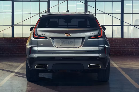 캐딜락 XT4 외부 디자인