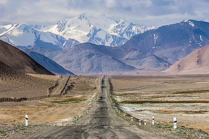 지구의 지붕&amp;#44; 타지키스탄 파미르 고원 여행 완벽 가이드