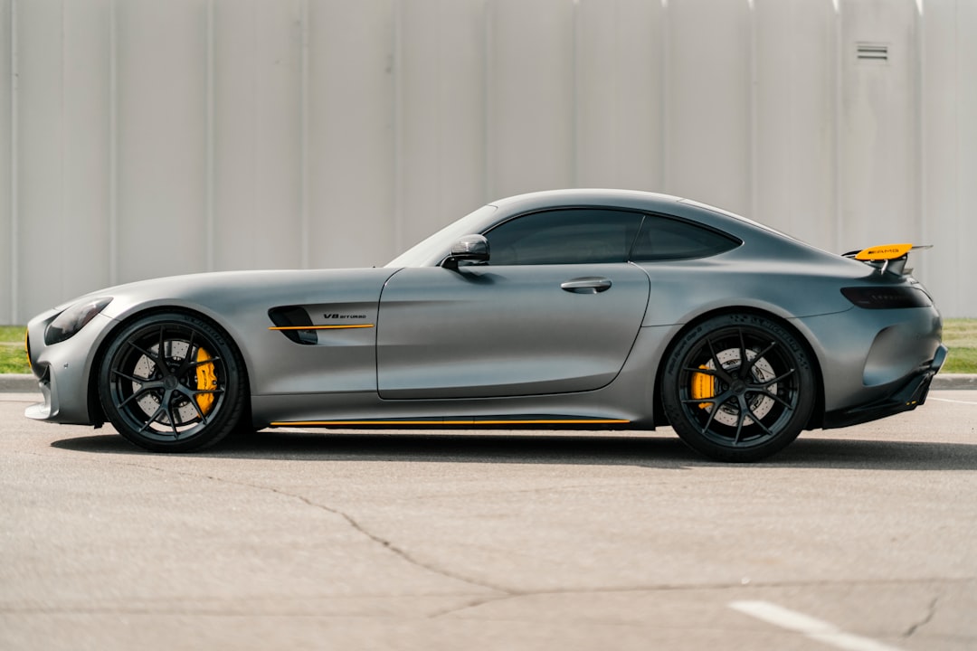 Automobile