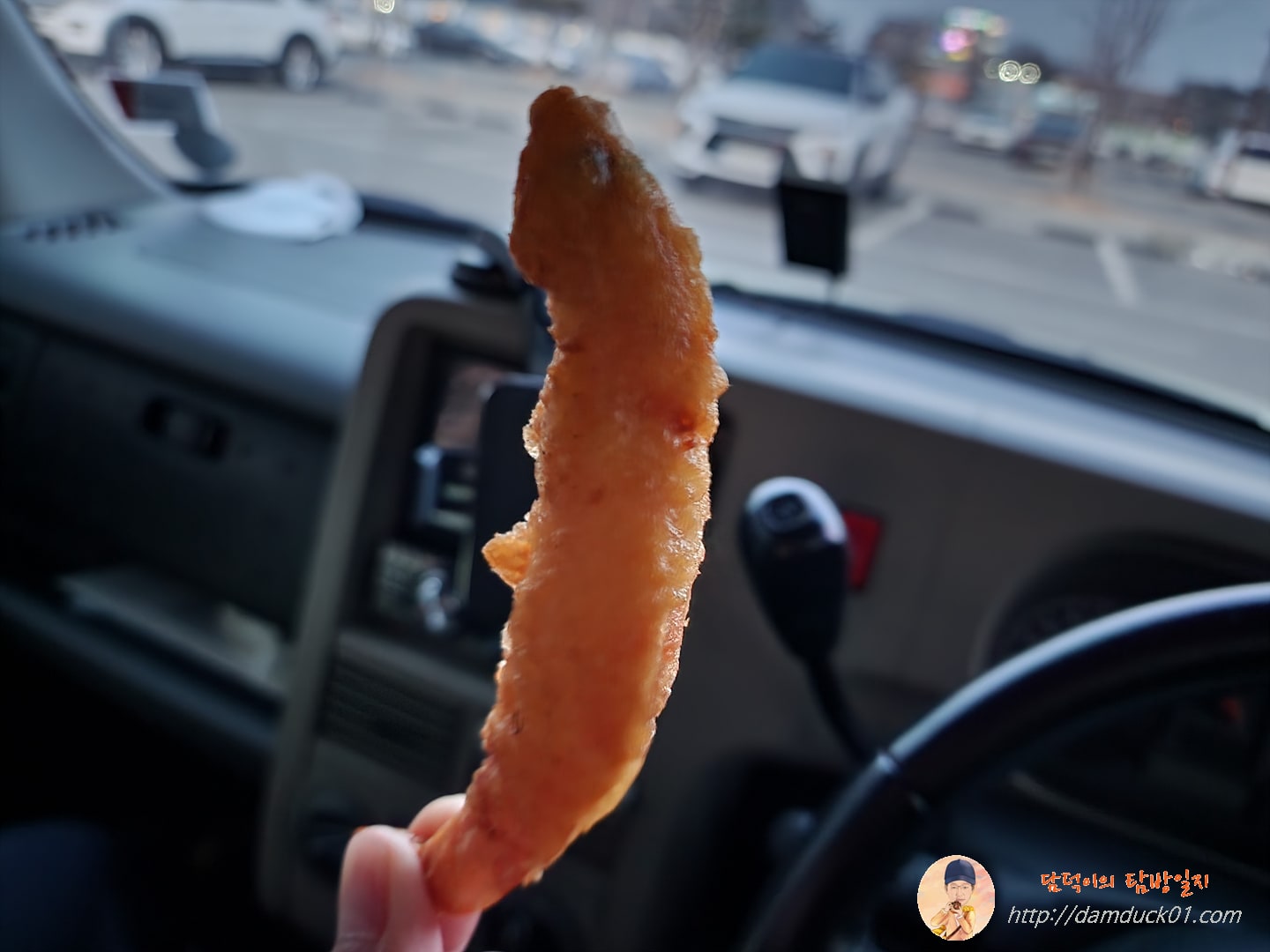 껍질 있는 새우 튀김