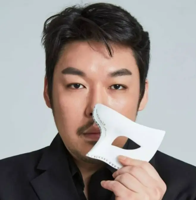 고 조민웅