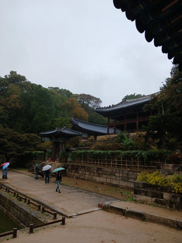 창덕궁 주합루와 어수문