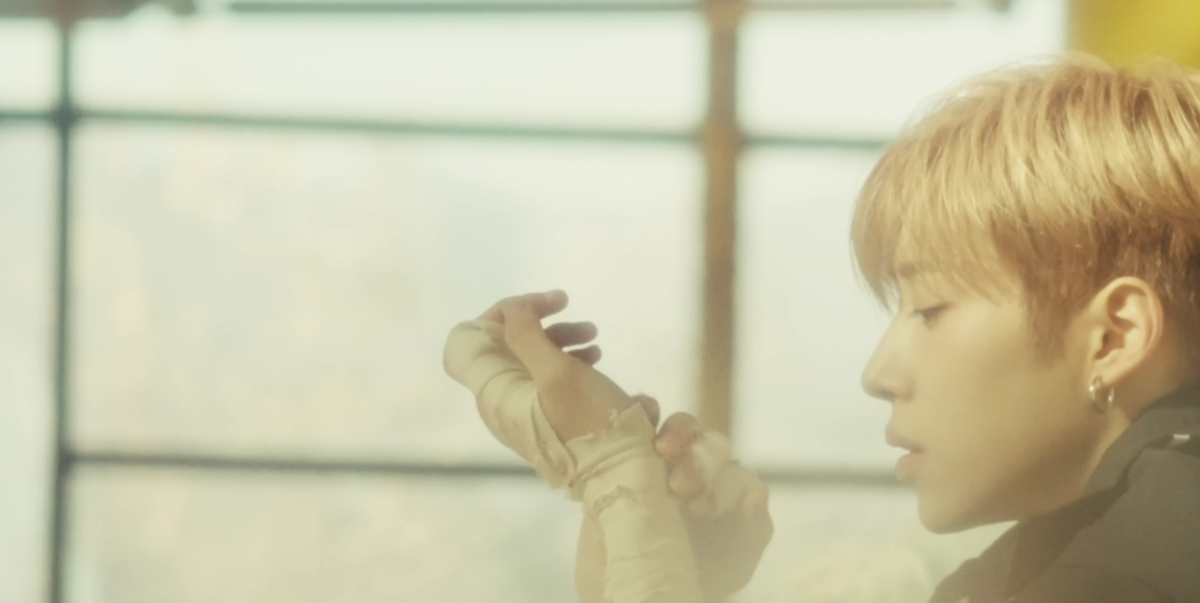 ALPHA DRIVE ONE Raw Flame 데뷔 미니 1집 《EUPHORIA》