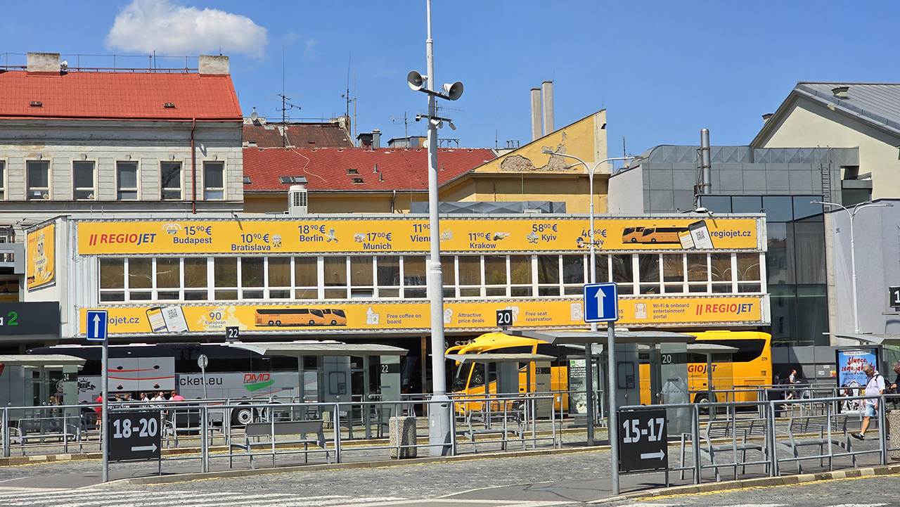 레지오젯버스 플랫폼