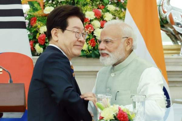 이 대통령 베트남 출발: 인도 성과 정리 및 하노이 정상회담 일정 총정리 (2030 경제 로드맵 포함)