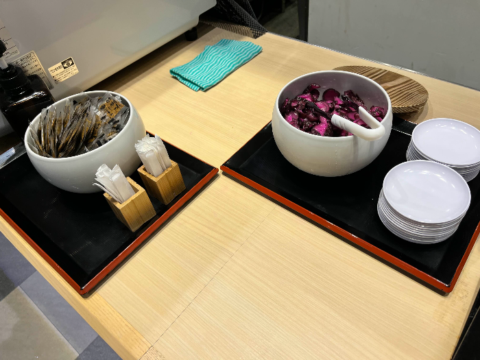 산초와 핑크피클