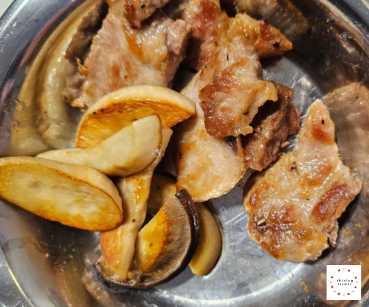 바베큐-목살과 버섯