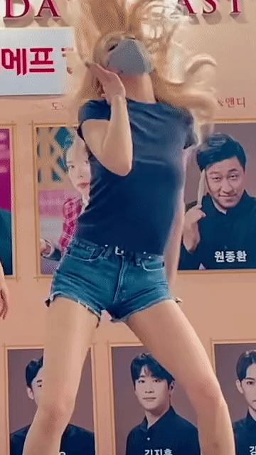 전소미 섹시 도발 파격 노출 몸매 인스타 섹시