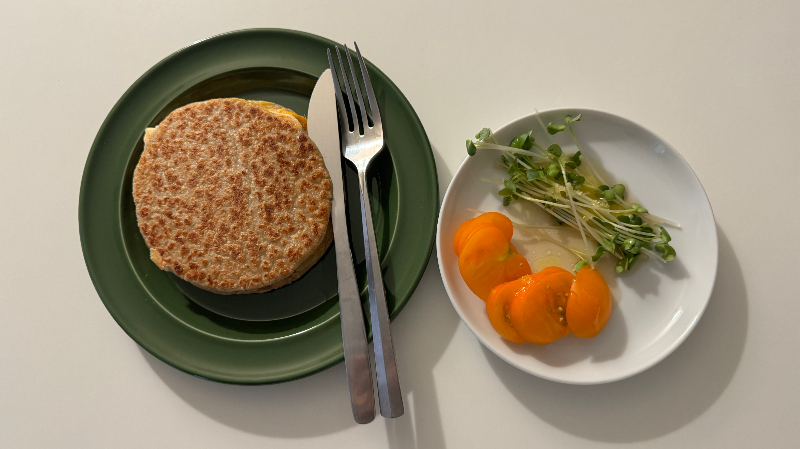 후라이팬으로 간단하게 만들수 있는 오트밀 피타프레드 입니다. 맛도 영양도 만점이에요. 간단하고 맛있게 만들어 보세요~.
