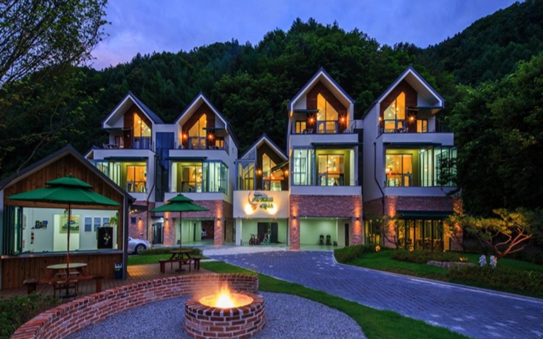 더웰니스풀빌라