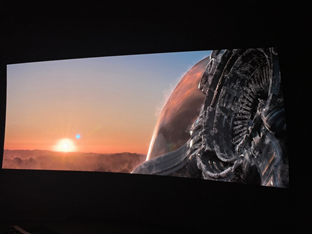 18K 화질로 제작된 더 스피어 영화