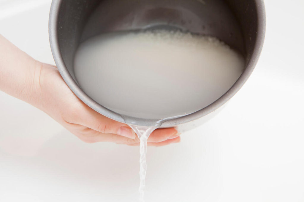 건강한 생활습관 1 : 쌀뜨물 모공 축소팩