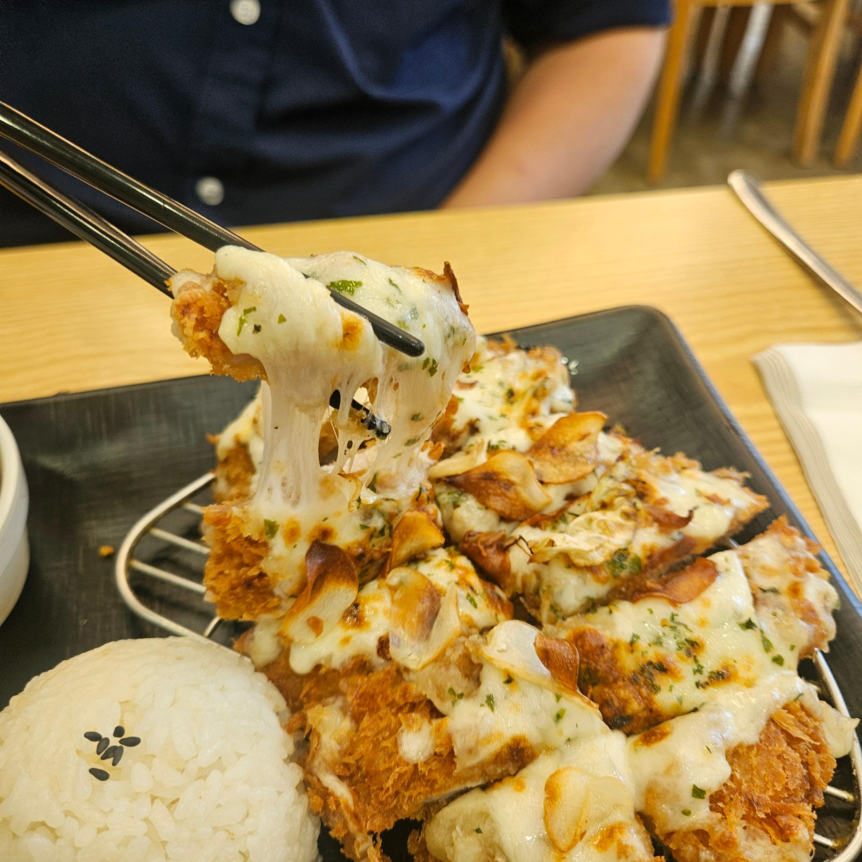 정셰프의 생돈까스