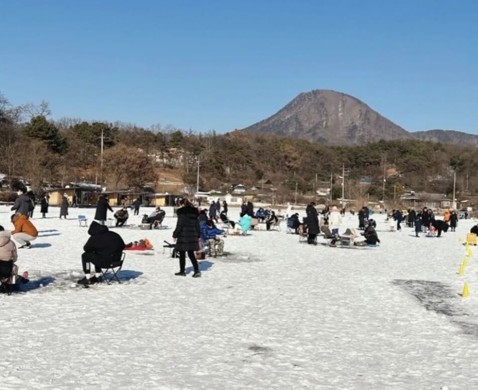 양평 산수유마을 빙어축제, 입장료 및 기본정보, 양평 산수유마을에서 제5회 빙어 축제가 열렸다고 합니다.