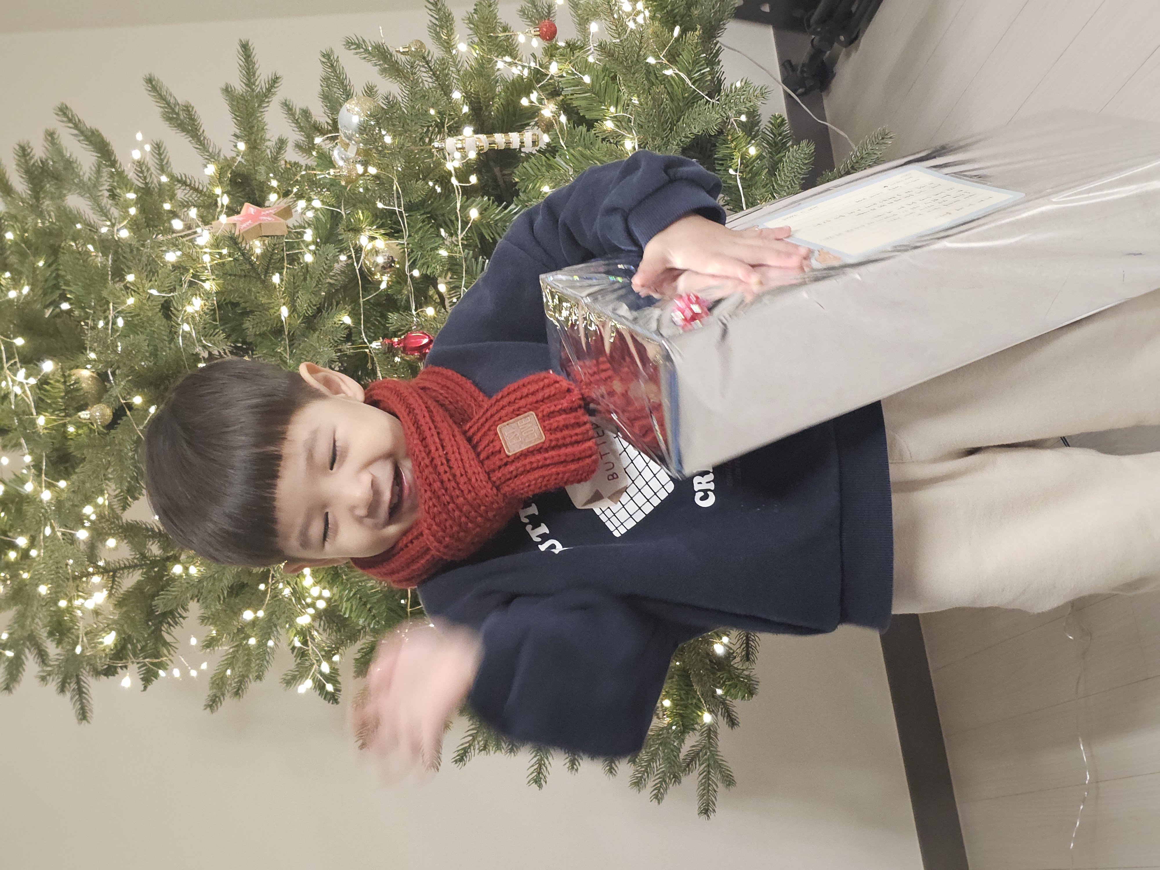 [키저스 트럭캐리어 미니카 세트] - 4살 아이에게 온 크리스마스 선물