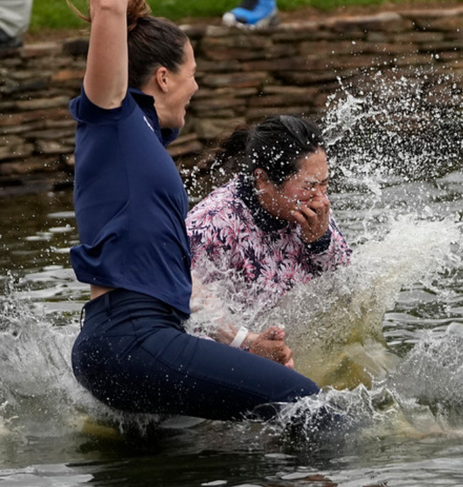 릴리아-부의-우승-세레모니