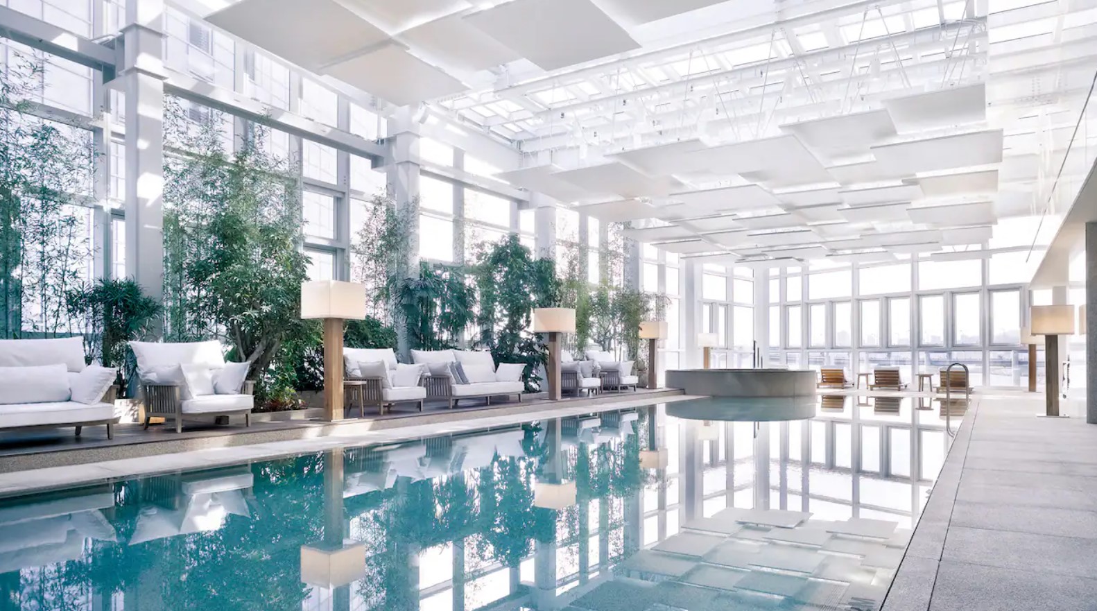 파크-하얏트-부산-수영장