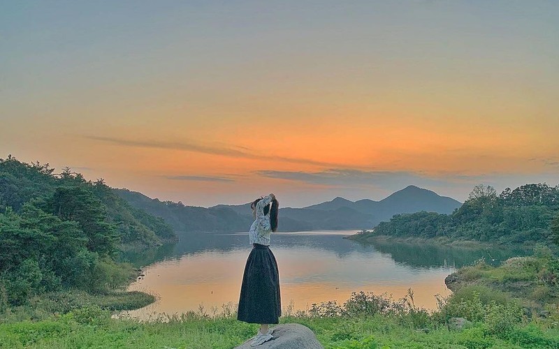 충북 제천 청풍호 여행 코스 추천: 케이블카&middot;유람선&middot;청풍랜드&middot;호수뷰 숙소