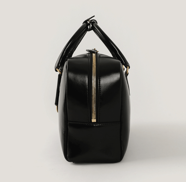 FABRICOLOGY 패브리콜로지 -Audrey Classic Square Bag Black 옆면