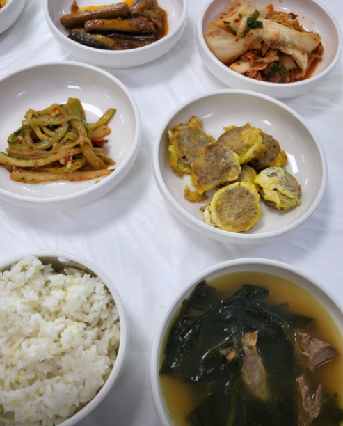 엄마가 산채원 식당 대표 메뉴