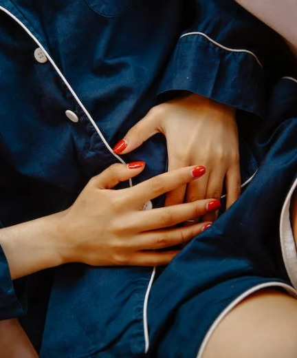 생리통은 여성들이 월경 기간 동안 느끼는 통증으로, 이는 자연스러운 생리학적 현상 중 하나이다