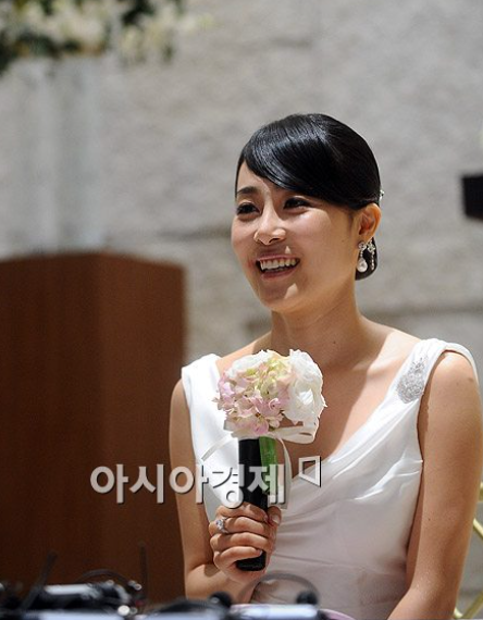 배우 문정희 프로필│나이 학력│결혼과 남편 이야기│프랑스 유학과 외국어 실력│드라마·영화 작품과 2025년 최신 근황 정리