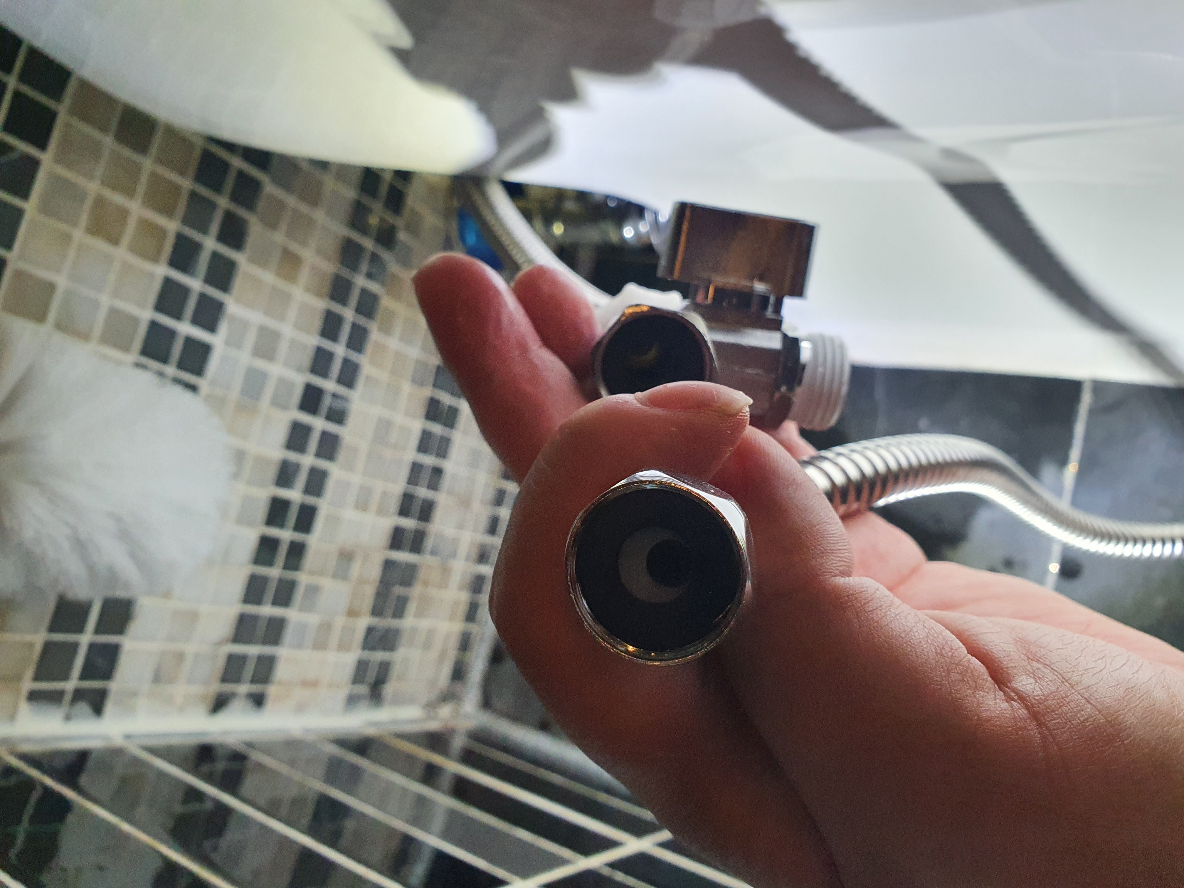 샤워건 호스 고무와셔 끼우기