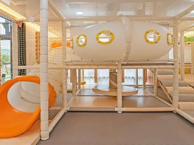 뜨레놀레 키즈풀빌라