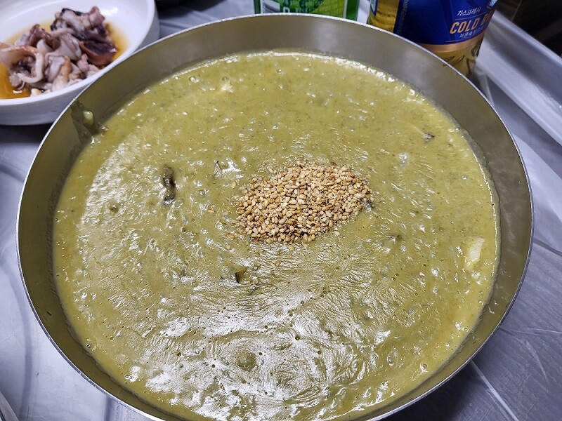 울릉도 신비섬 횟집 전복죽