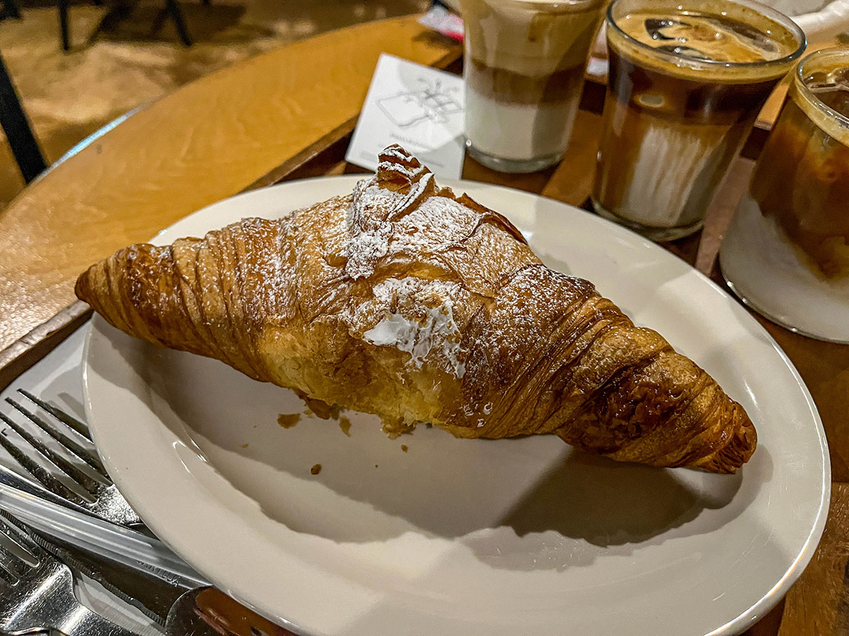 대구 베르겐 에스프레소 바 크림 크루아상