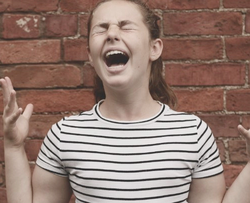 성대결절 증상 원인 자가진단 및 성대결절에 좋은 음식 5가지