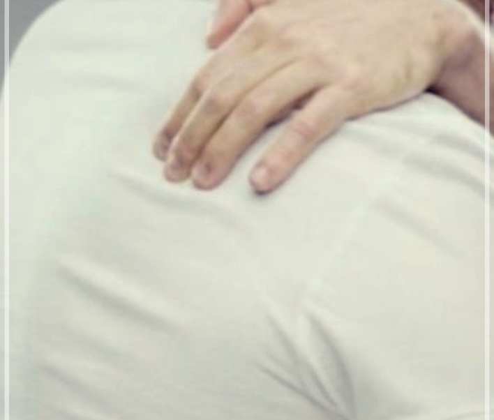 왼쪽날개뼈통증 극복하기: 효과적인 스트레칭과 운동법