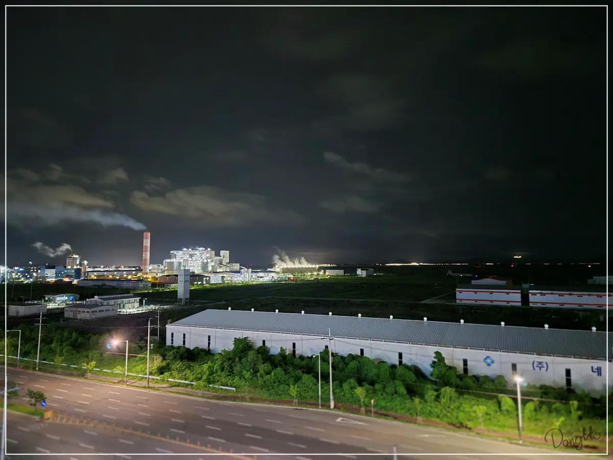 전라도-군산-가족여행-숙소-야간-풍경-왼편