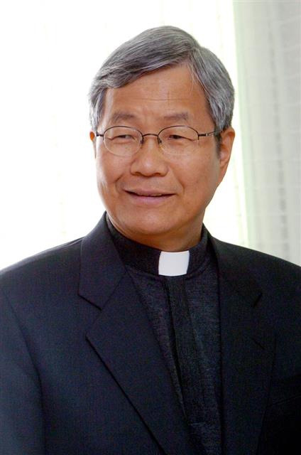 유흥식 추기경 세례명 라자로