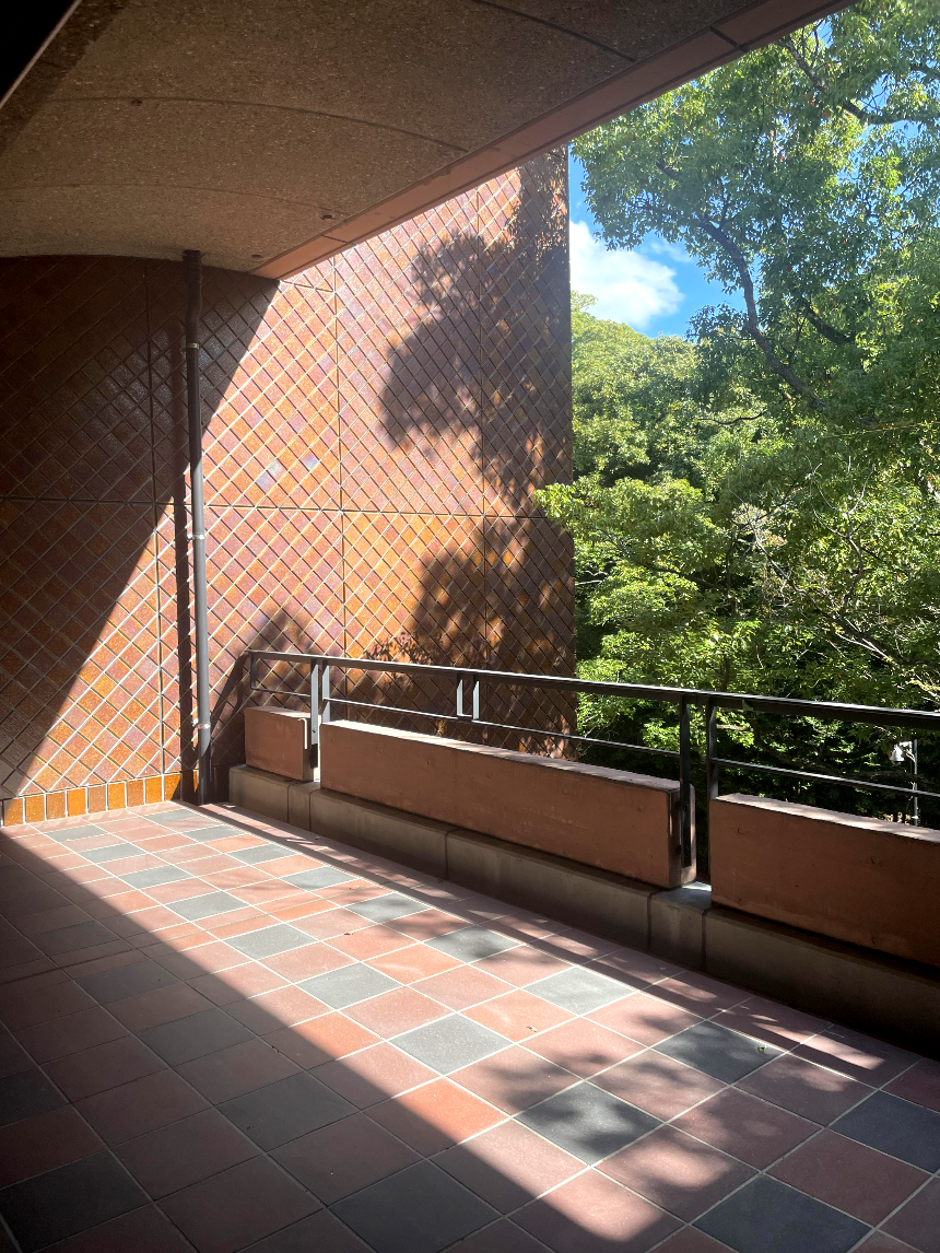 후쿠오카 미술관 실내 발코니