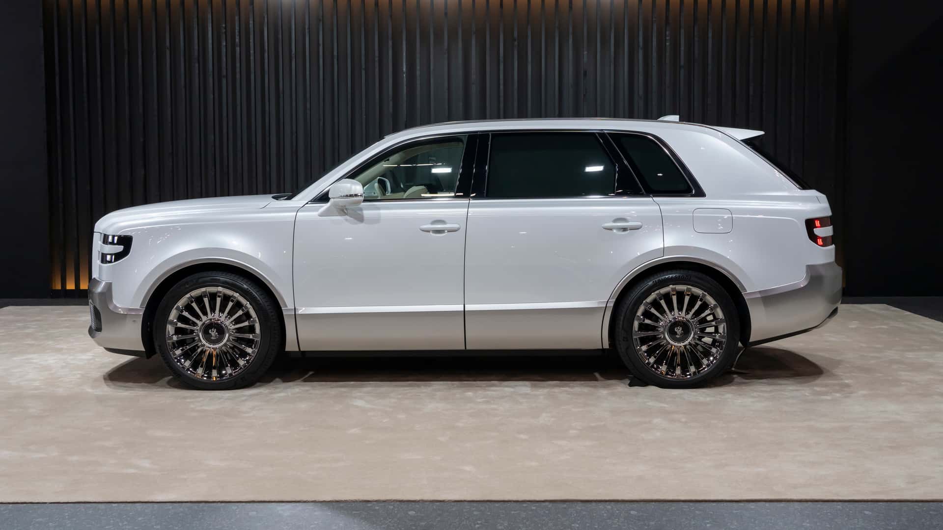 토요타 센추리 SUV