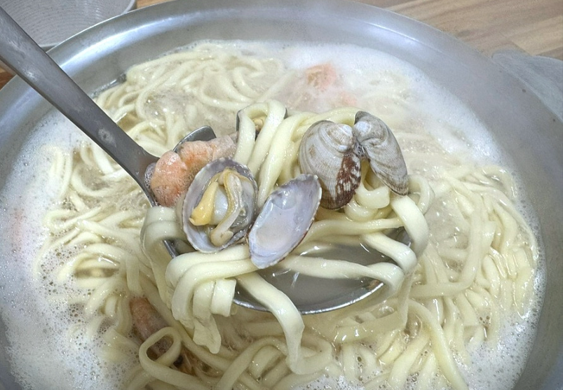 송원칼국수