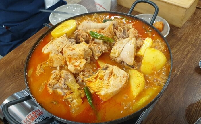풍년닭도리탕
