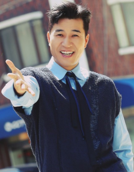 가수 김종민 11살연하 여자친구와 내년결혼 공개