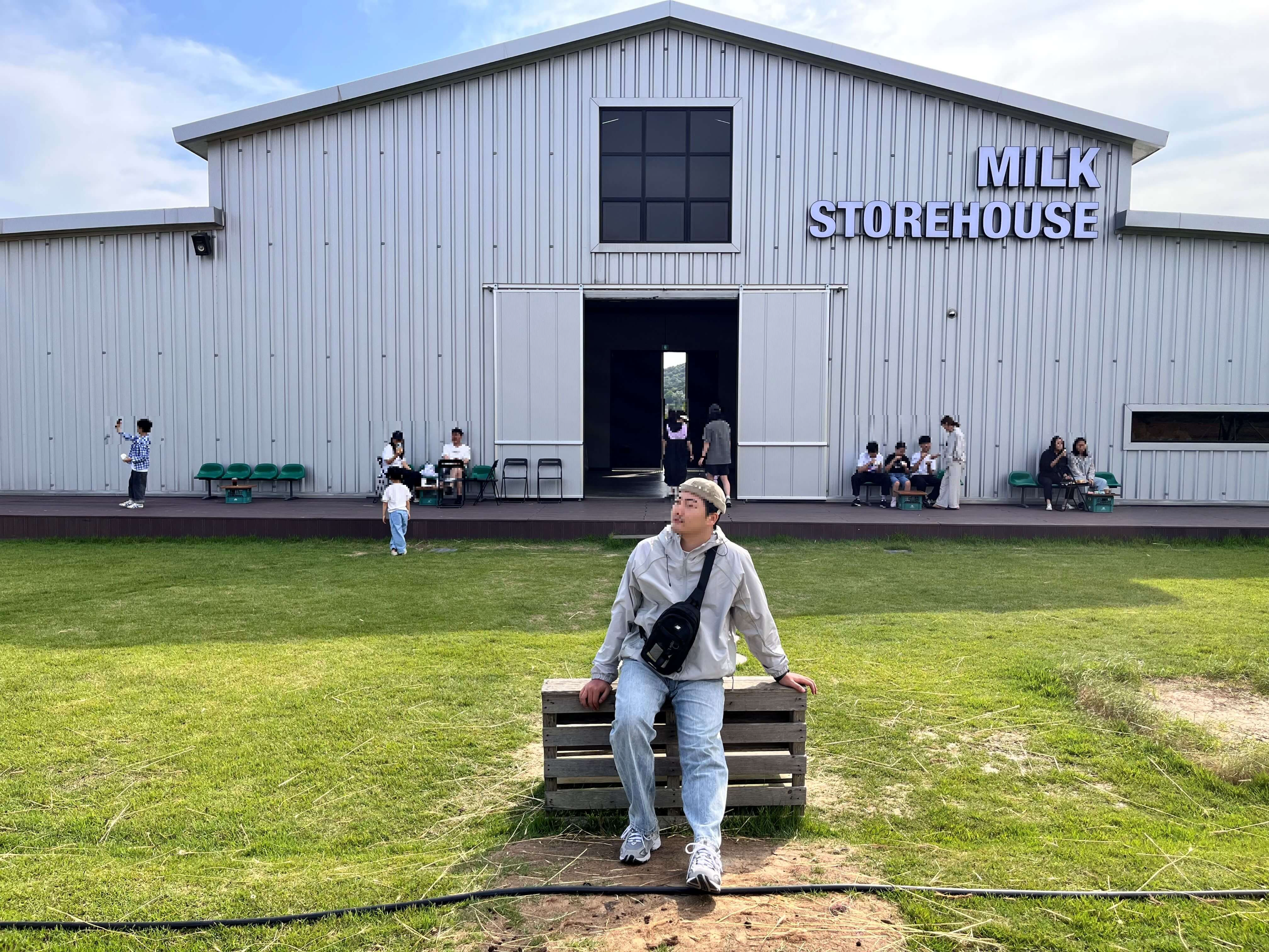 보령 목장 대형카페 우유창고