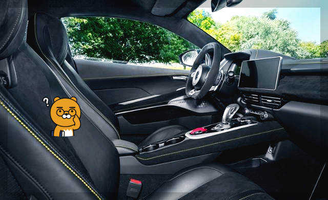 로터스 에미라_내부