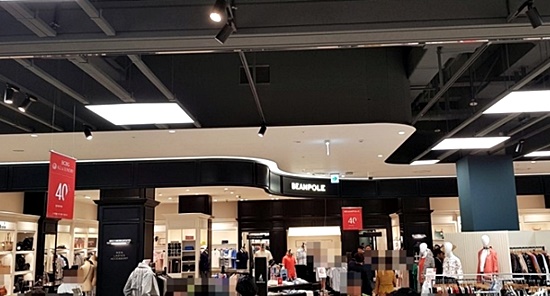 롯데몰-군산점-화장품-가게