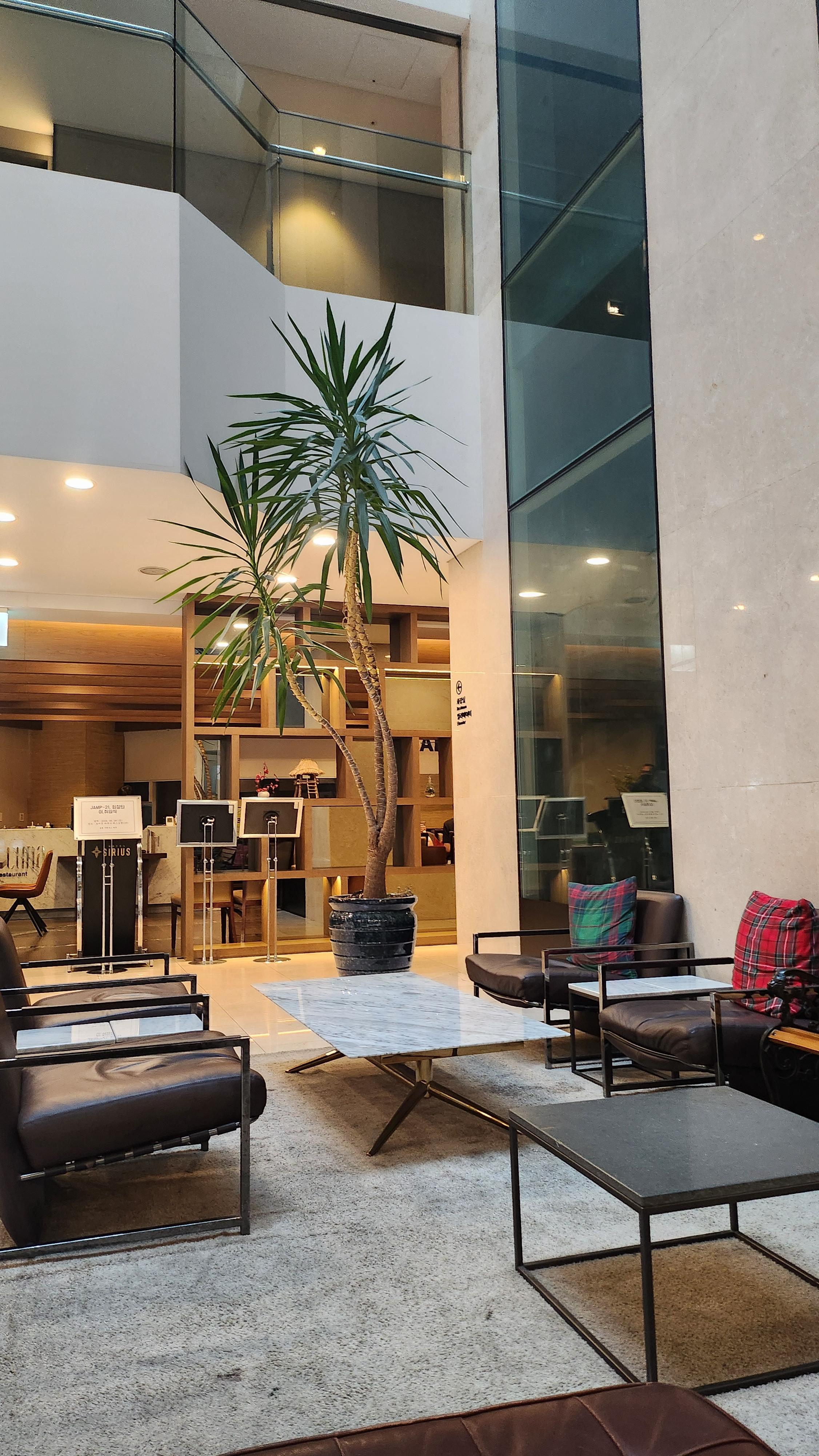데스크-로비