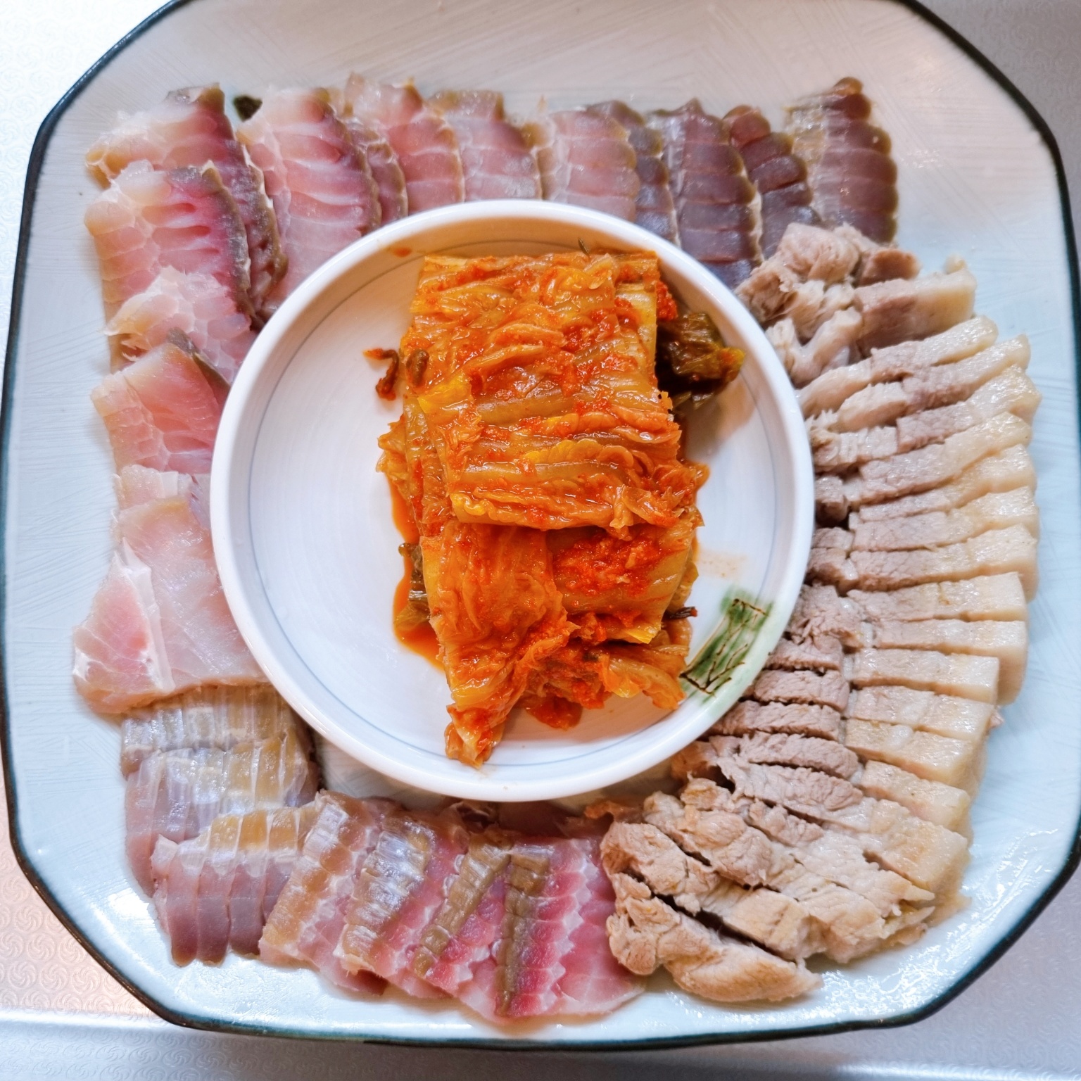 에드워드리 컨츄리쿡 여수 홍어삼합 맛집 정보