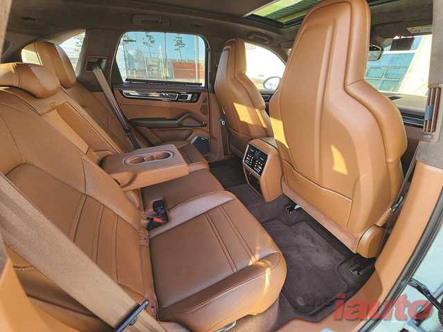 포르쉐 카이엔 E-하이브리드